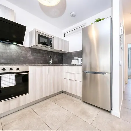 La Islena House - Near The Beach, Air-con, Fast Wifi And Sat Tv By Lanzarote 度假居