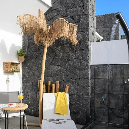 La Islena House - Near The Beach, Air-con, Fast Wifi And Sat Tv By Lanzarote Holiday home
